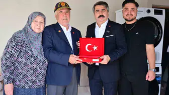 Yıldırım'da anlamlı buluşma: Başkan Yılmaz'dan gazi evine vefa ziyareti
