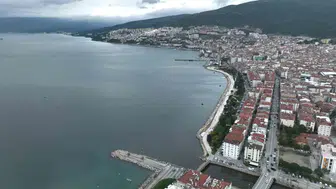 Gemlik Körfezi'nde gece yarısı sarsıntısı: Uzmanlardan bölgedeki hareketliliğe dair kritik uyarı