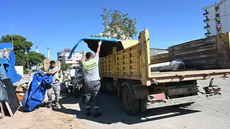 Antalya'da çevre kirliliğine karşı dev operasyon: 30 kamyonluk atık temizlendi