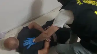 Mersin'de uzun süredir aranan iki hükümlü operasyonla yakayı ele verdi