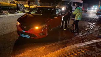 Kahta yolunda akşam saatlerinde korkutan kaza: 4 kişi hastanelik oldu