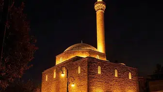 Depremin Yaraladığı Asırlık Mabetler Yeniden Cemaatine Kavuşuyor