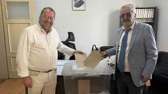 Edremit'te sandık kuruldu: Ticaret Borsası'nda tek adaylı yeni dönem