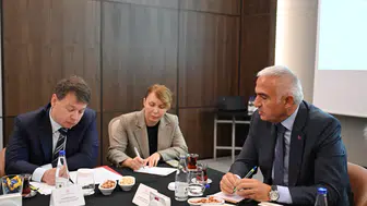 Antalya Zirvesinde Kritik Ulaşım Mesaisi: Rusya İle Yeni Dönem