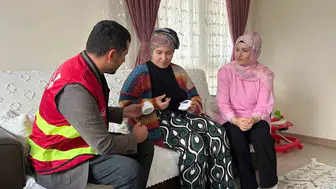 Bebeğinin sesini duyamayan ebeveynlere teknolojik dokunuş: Sessizliğe titreşimli çözüm