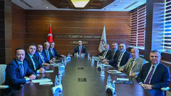 Antalya iş dünyasının yeni rotası belli oldu: ATSO'da koltuklar sahiplerini buldu