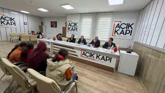 Kars'ta çözüm masası kuruldu: Vali Polat vatandaşın kapısına kadar indi