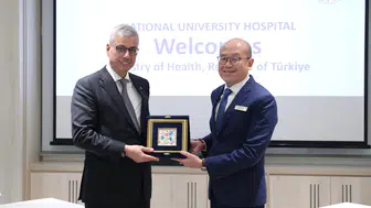 Bakan Memişoğlu'nun Singapur'daki Sağlık Diplomasisi: Üniversite Hastanesinde İncelemeler