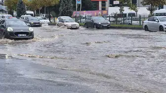 Malatya'da 15 dakikalık kabus: Şehir trafiği felç oldu