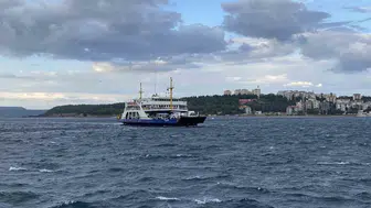 Kuzey Ege'de fırtına alarmı: Adalara ulaşım durma noktasına geldi