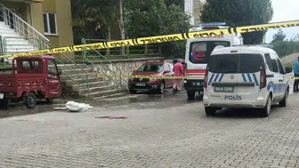 Eşyalarını almaya gittiği eski evinde canından oldu