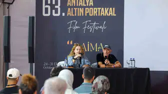 Milyonluk sahneleri sıfır bütçeyle çektiler: Altın Portakal'da imkansızı başaranların hikayesi