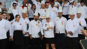 Antalya'da mutfakların dev buluşması: 3 bin şef lezzet için bir araya geldi