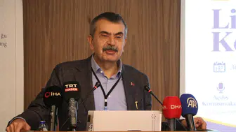 Bakan Tekin'den eğitimde radikal özeleştiri: Asli görevimizi ihmal mi ediyoruz?