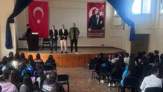 Bodrum'da eğitim rüzgarı: Matematik dünyasının kapıları öğrenciler için aralandı