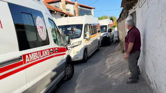 Manisa'da servis şoförü direksiyon başına geçemeden hayatını kaybetti