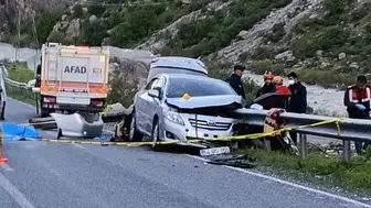 Hakkari’de düğün dönüşü acı kaza