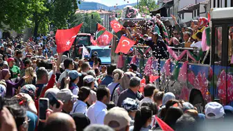 Isparta bu yıl da gül kokusuna teslim oluyor