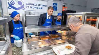 İzmir'de 25 liraya öğle yemeği dönemi