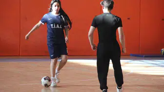 Erzurum'da okul çıkışı salonu dolduran gençler başarıya koşuyor