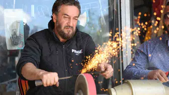 Elazığ’da Kurban Bayramı öncesi bıçakçılarda uykusuz mesai dönemi