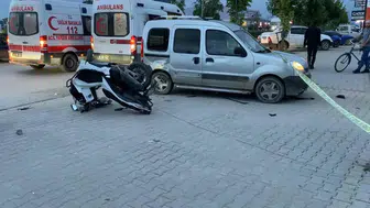 İnegöl yolunda motosiklet kazası 2 genç yaralandı