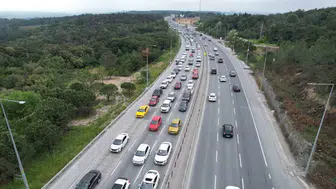 Bayramda İstanbul yolları boşaldı sadece bir ilçe tıkandı