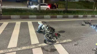 Bilecik’te otomobil motosiklete çarptı Bir kişi ağır yaralı