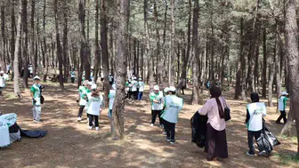 Ormanları yakabilecek 4 ton çöp temizlendi