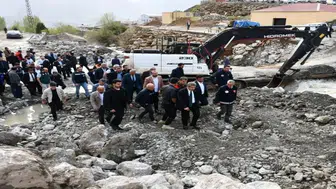 Şırnak Beytüşşebap selin yaralarını sarmaya çalışıyor