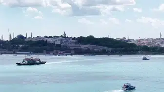 İstanbul Boğazı fetih coşkusuyla şenlendi