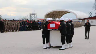 Şehit polis memuru Emrah Koç memleketi Van’da son yolculuğuna uğurlandı