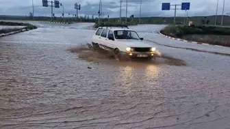 Çorum Alaca’da sağanak yağış hayatı felç etti