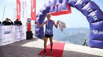 Antalya’da zorlu zirve mücadelesi başladı