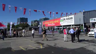 Bahçelievler’de bayram mesaisi sabah namazıyla başladı