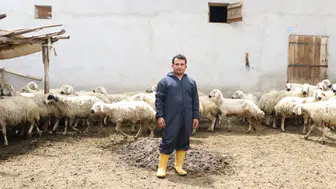 Hastalığını hayvanlarla yendi köyüne dönüp kendi işinin patronu oldu