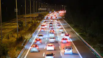 Bayram dönüşü Düzce yolunda araç kuyrukları uzadı