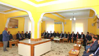 Bayburt bayrama geleneksel mahalle odası buluşmasıyla girdi