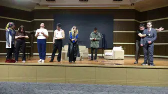Ziraat fakültesinde sahne tozu yutan öğrenciler alkış topladı