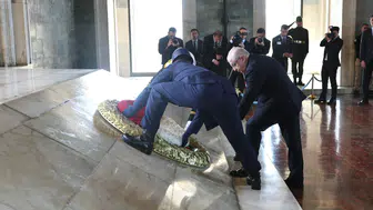 Bakan Güler ve komuta kademesi OYAK genel kurulu için bir araya geldi