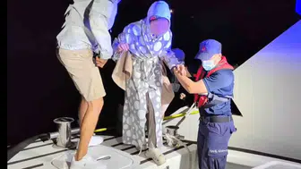 Fethiye açıklarında teknede fenalaşan kadın için acil tahliye operasyonu