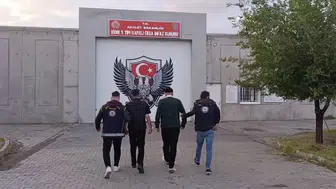 Sınırda yakalanan iki firari cezaevine gönderildi