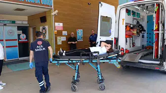 İnegöl'de ehliyetsiz sürücünün triportörü devrildi