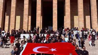 Motosikletli grup 1100 kilometrelik bayrak yolculuğunu tamamladı