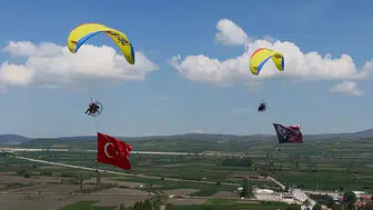 Eskişehir semalarında 19 Mayıs coşkusu yaşandı
