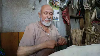 Kahramanmaraş’ta tarihi çarşıda son semerci direniyor