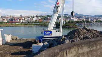 Faroz Limanı’nı korumak için 21 tonluk dev bloklar yerleştiriliyor