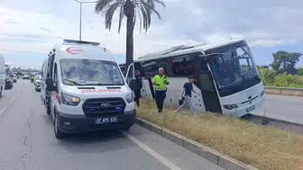 Antalya yolunda otobüs dehşeti Şoför direksiyon hakimiyetini kaybetti