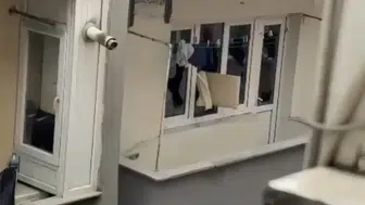 Kağıthane'de evini birbirine kattı sokağı savaş alanına çevirdi