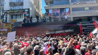 Özgür Özelden Kurultay Çağrısı Sandığı Kurun ve Seçilmişi Belirleyin
